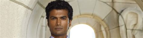 Sendhil Ramamurthy: Filme, Serien und Biografie